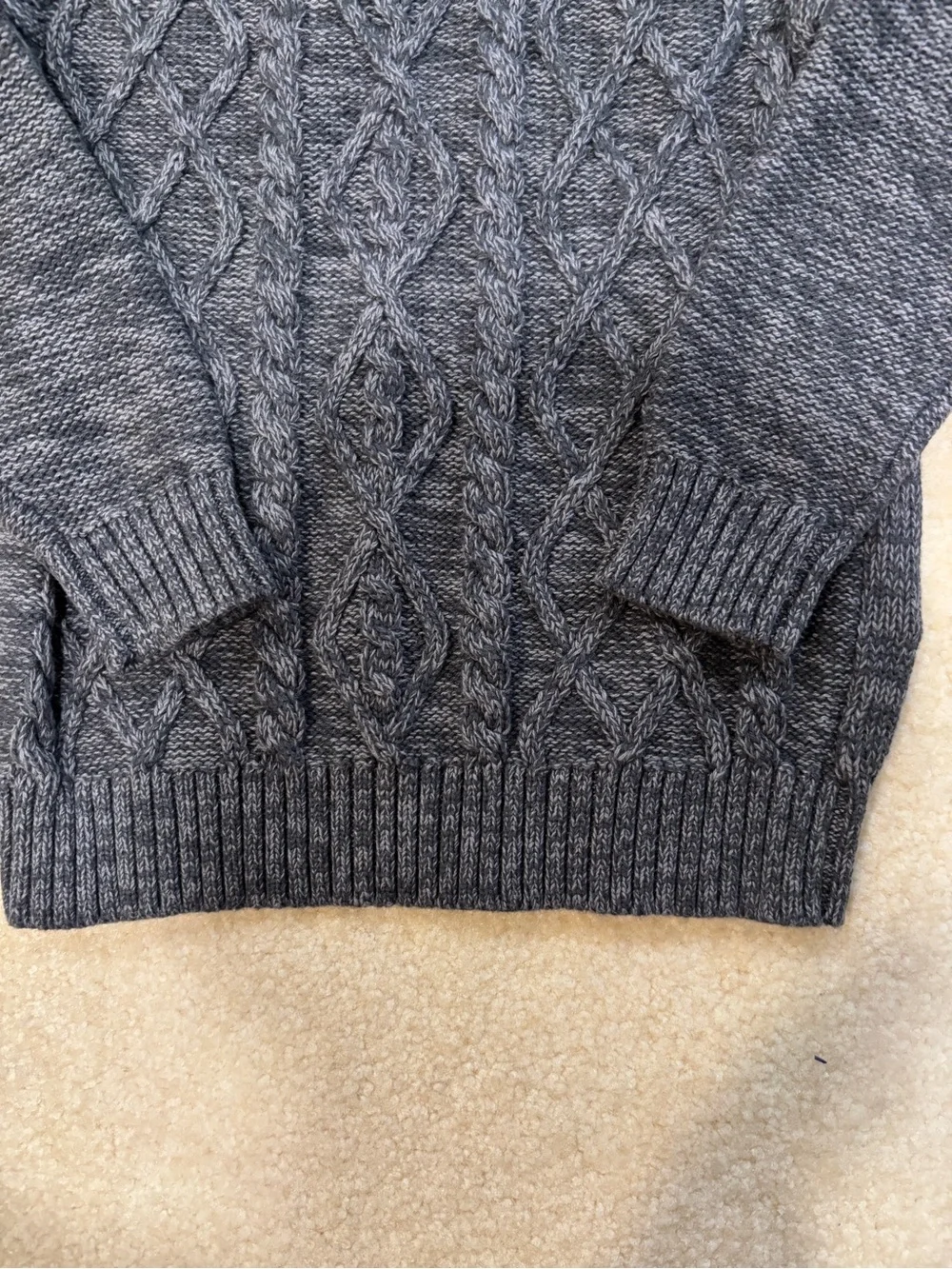 Old Navy Boys Cable Knit Crewneck Charcoal Sweater Size 4T